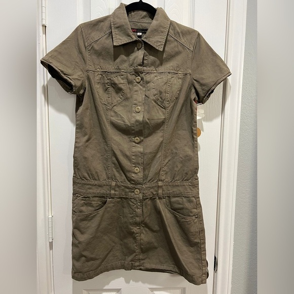 AG Adriano Goldschmied “The Marilyn” Shirt Dress - Picture 6 of 8